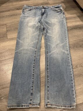 Carbon Light Blue Bootcut Jeans 34 x 32 super soft men’s